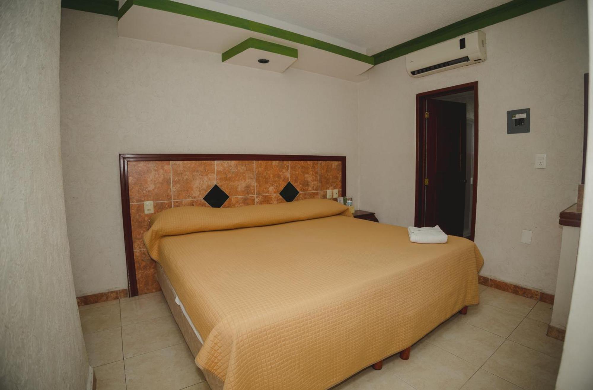 Nicte Ha Hotel 3*